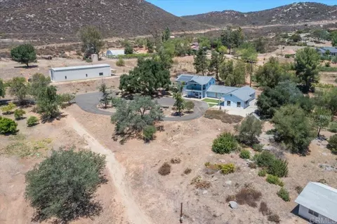 20899 Black Canyon Rd, Ramona, CA 92065