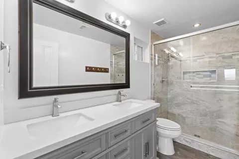 Bath - 3745 Fenwick Dr, Spring Valley, CA 91977 photo 3 of 3