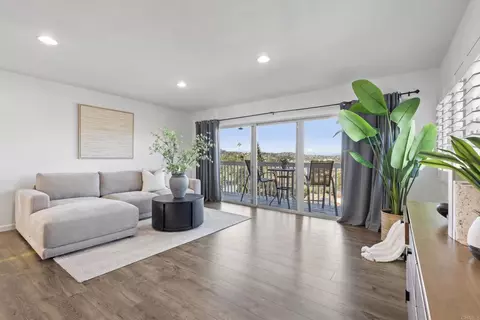 Living - 3745 Fenwick Dr, Spring Valley, CA 91977 photo 2 of 3