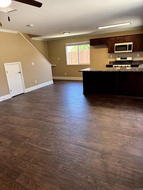 Living - 1133 Persimmon Ave #10, El Cajon, CA 92021 photo 3 of 3