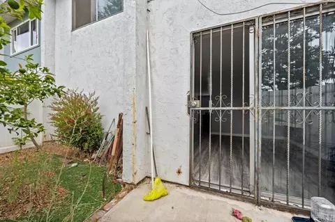 Exterior - 1640 Maple Dr #2, Chula Vista, CA 91911 photo 6 of 7