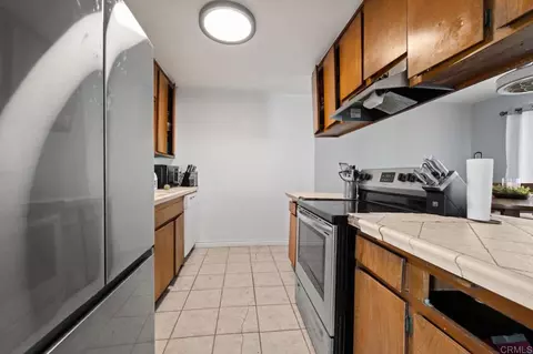 Kitchen - 1640 Maple Dr #2, Chula Vista, CA 91911 photo 2 of 3