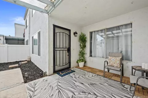 Exterior - 1640 Maple Dr #2, Chula Vista, CA 91911 photo 2 of 7