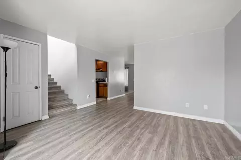 Living - 1640 Maple Dr #2, Chula Vista, CA 91911 photo 3 of 3