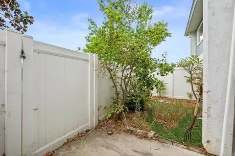 Exterior - 1640 Maple Dr #2, Chula Vista, CA 91911 photo 5 of 7