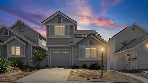 309 61st St, San Diego, CA 92114