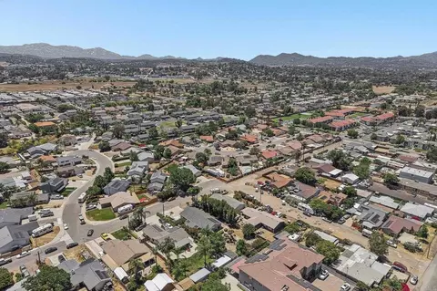View/Area - 1241 E St, Ramona, CA 92065 photo 8 of 12