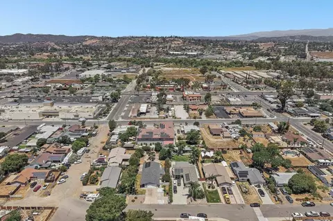 View/Area - 1241 E St, Ramona, CA 92065 photo 10 of 12