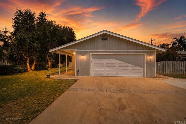 1241 E St, Ramona, CA 92065