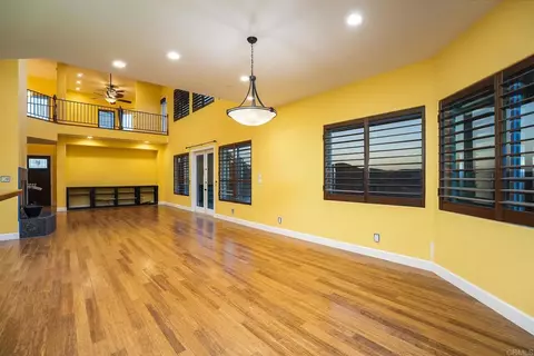 Living - 11687 Valle Vista Rd, Lakeside, CA 92040 photo 8 of 12