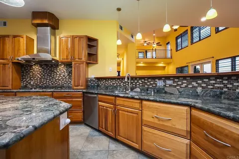 Kitchen - 11687 Valle Vista Rd, Lakeside, CA 92040 photo 5 of 7