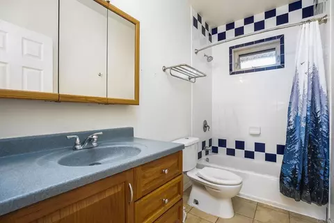 Bath - 11687 Valle Vista Rd, Lakeside, CA 92040 photo 1 of 8