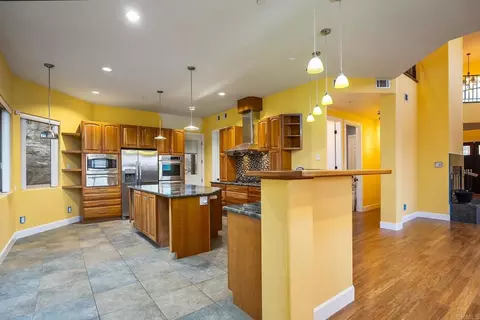 Kitchen - 11687 Valle Vista Rd, Lakeside, CA 92040 photo 1 of 7