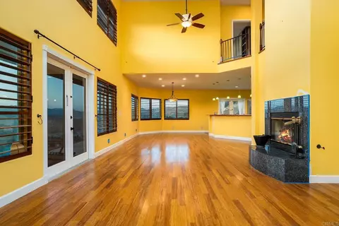 Living - 11687 Valle Vista Rd, Lakeside, CA 92040 photo 6 of 12