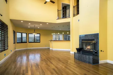 Living - 11687 Valle Vista Rd, Lakeside, CA 92040 photo 5 of 12
