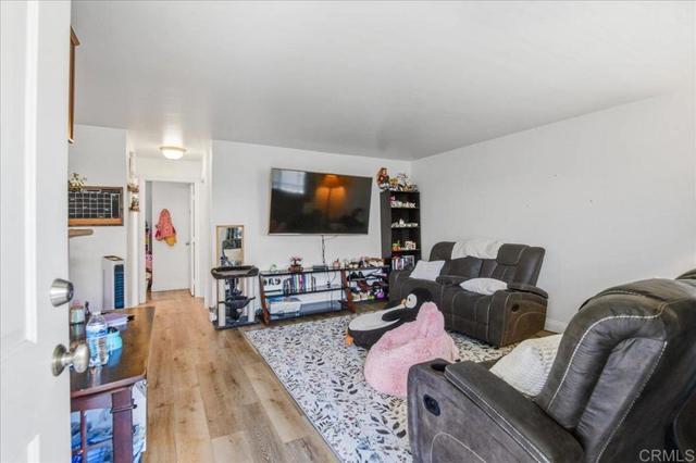 12805 Mapleview St #8, Lakeside, CA 92040