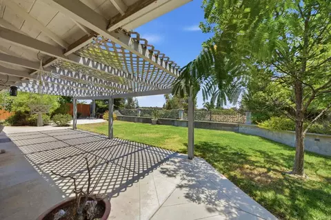 Exterior - 42230 Cosmic Dr, Temecula, CA 92592 photo 5 of 8