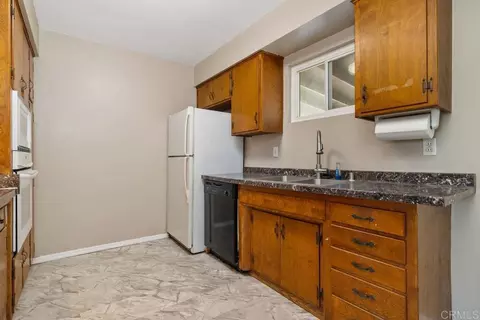 Kitchen - 9355 Starcrest Dr, Santee, CA 92071 photo 2 of 3