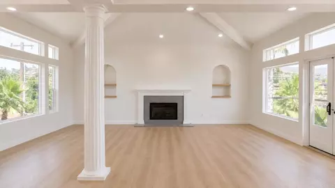 Living - 1522 Maxwell Ln, Vista, CA 92084 photo 3 of 3