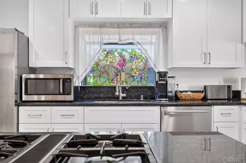 Kitchen - 850 N 4th St, El Cajon, CA 92019 photo 3 of 5