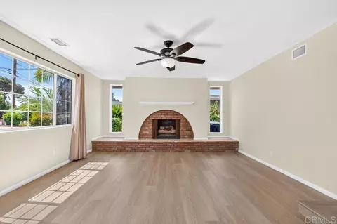 Living - 850 N 4th St, El Cajon, CA 92019 photo 6 of 7