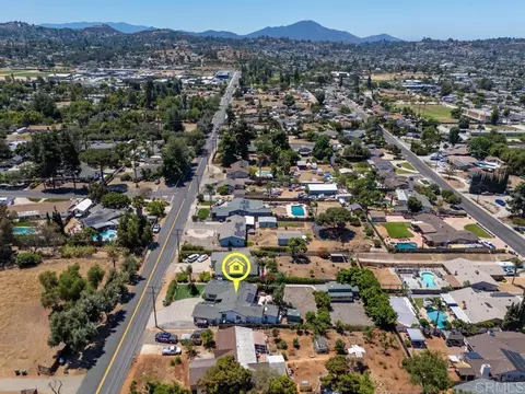 View/Area - 850 N 4th St, El Cajon, CA 92019 photo 3 of 8