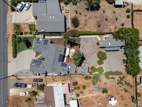 View/Area - 850 N 4th St, El Cajon, CA 92019 photo 2 of 8