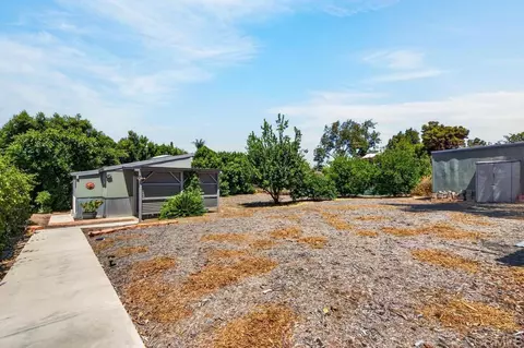Exterior - 850 N 4th St, El Cajon, CA 92019 photo 7 of 10