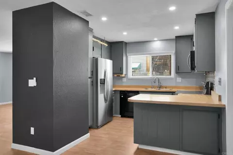 Kitchen - 413 11th St, Ramona, CA 92065 photo 4 of 5