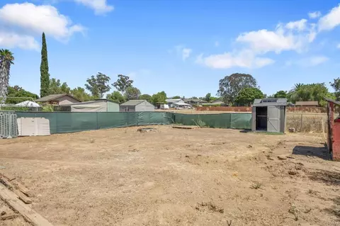 Exterior - 413 11th St, Ramona, CA 92065 photo 5 of 6