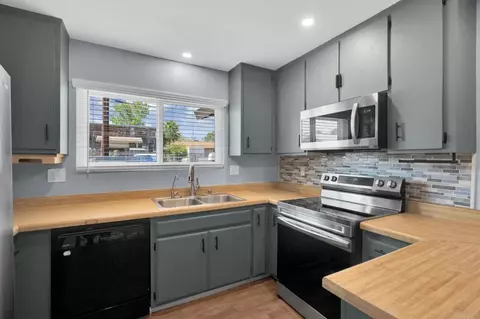 Kitchen - 413 11th St, Ramona, CA 92065 photo 1 of 5