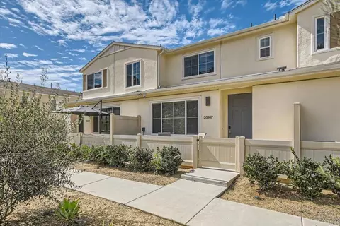 35107 Rangpur Ln, Fallbrook, CA 92028 photo 3