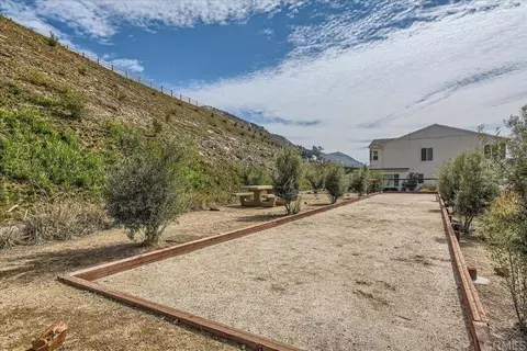 35107 Rangpur Ln, Fallbrook, CA 92028 photo 14