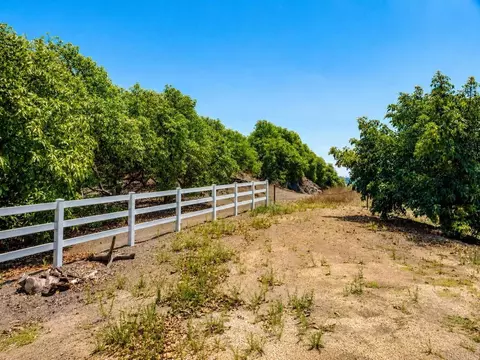 1 Palamino Cir, Temecula, CA 92590 photo 19