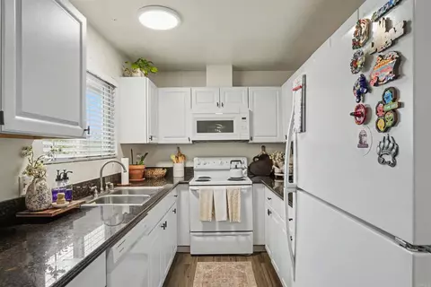 307 Graves Ct, El Cajon, CA 92021 photo 13