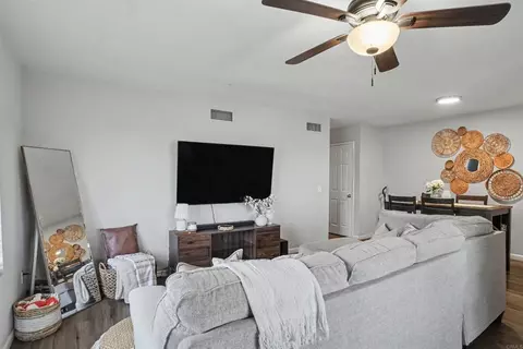 307 Graves Ct, El Cajon, CA 92021 photo 8