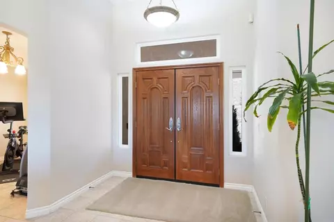 Entry Way - 2231 Yucca Hill Rd, Alpine, CA 91901 photo 1 of 2