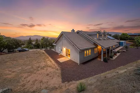 Exterior - 2231 Yucca Hill Rd, Alpine, CA 91901 photo 6 of 10