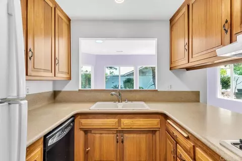 8750 Rumson Dr, Santee, CA 92071 photo 8