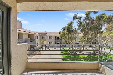 7405 Charmant Dr #2022, San Diego, CA 92122