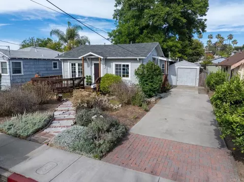 Exterior - 4855 Pine St, La Mesa, CA 91942 photo 13 of 17