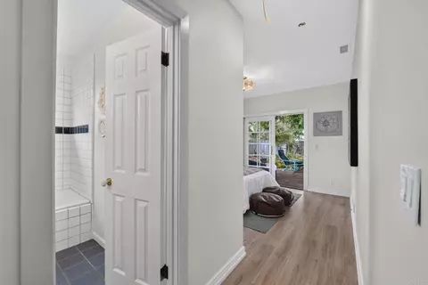 Entry Way - 4855 Pine St, La Mesa, CA 91942 photo 4 of 4