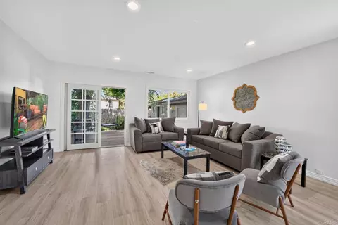 Living - 4855 Pine St, La Mesa, CA 91942 photo 3 of 6