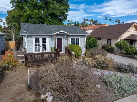Exterior - 4855 Pine St, La Mesa, CA 91942 photo 15 of 17