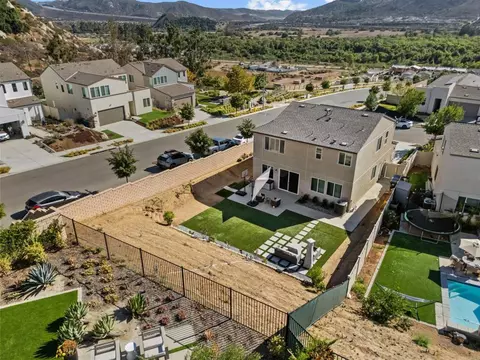 View/Area - 35105 Cooper Pl, Fallbrook, CA 92028 photo 3 of 11