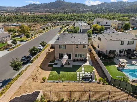 View/Area - 35105 Cooper Pl, Fallbrook, CA 92028 photo 2 of 11