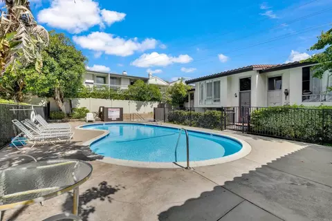 Exterior - 2402 Altisma Way #D, Carlsbad, CA 92009 photo 6 of 8