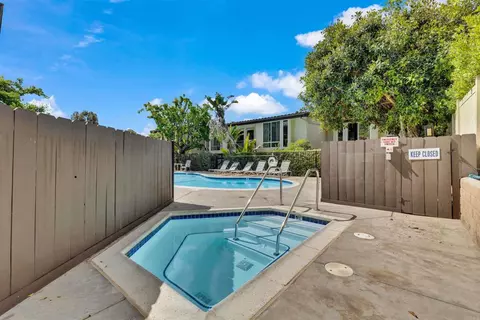 Exterior - 2402 Altisma Way #D, Carlsbad, CA 92009 photo 7 of 8