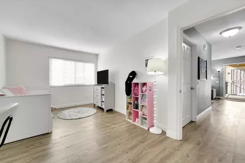 Entry Way - 12719 Robison Blvd #18, Poway, CA 92064 photo 2 of 2