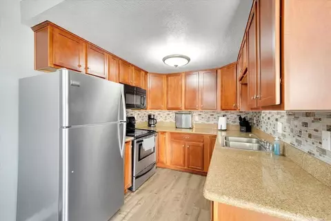 Kitchen - 12719 Robison Blvd #18, Poway, CA 92064 photo 1 of 3